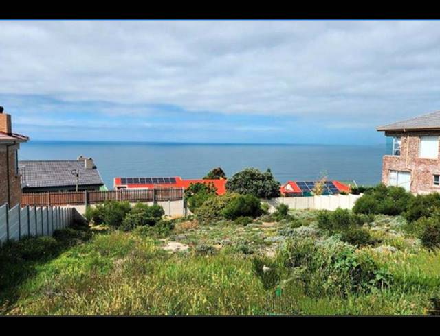 LAND FOR SALE IN DANA BAY